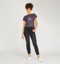 Load image into Gallery viewer, Bee T-Shirt